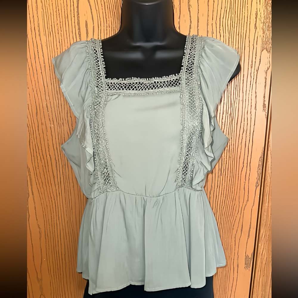 Francesca's Collections Ruffled Lace Blouse